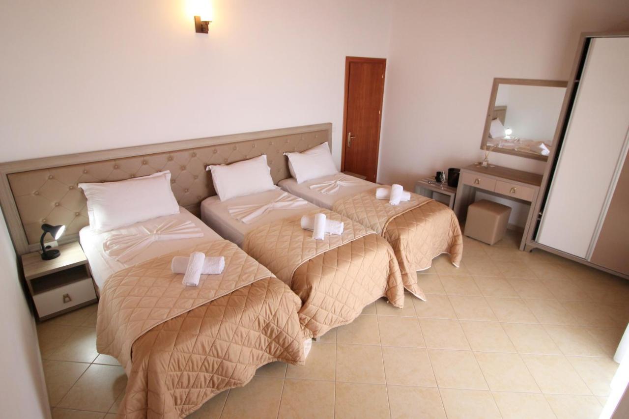 Atlantis Apartments Sarandë Exterior foto