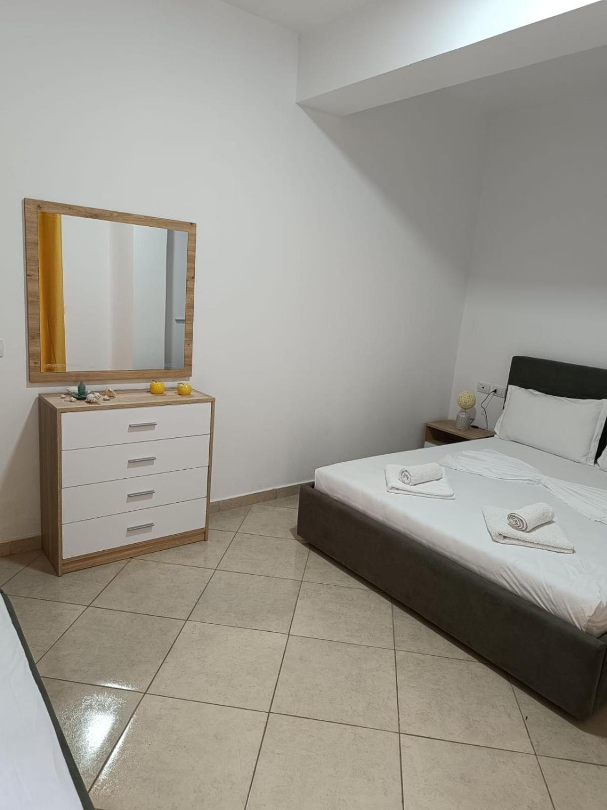 Atlantis Apartments Sarandë Exterior foto