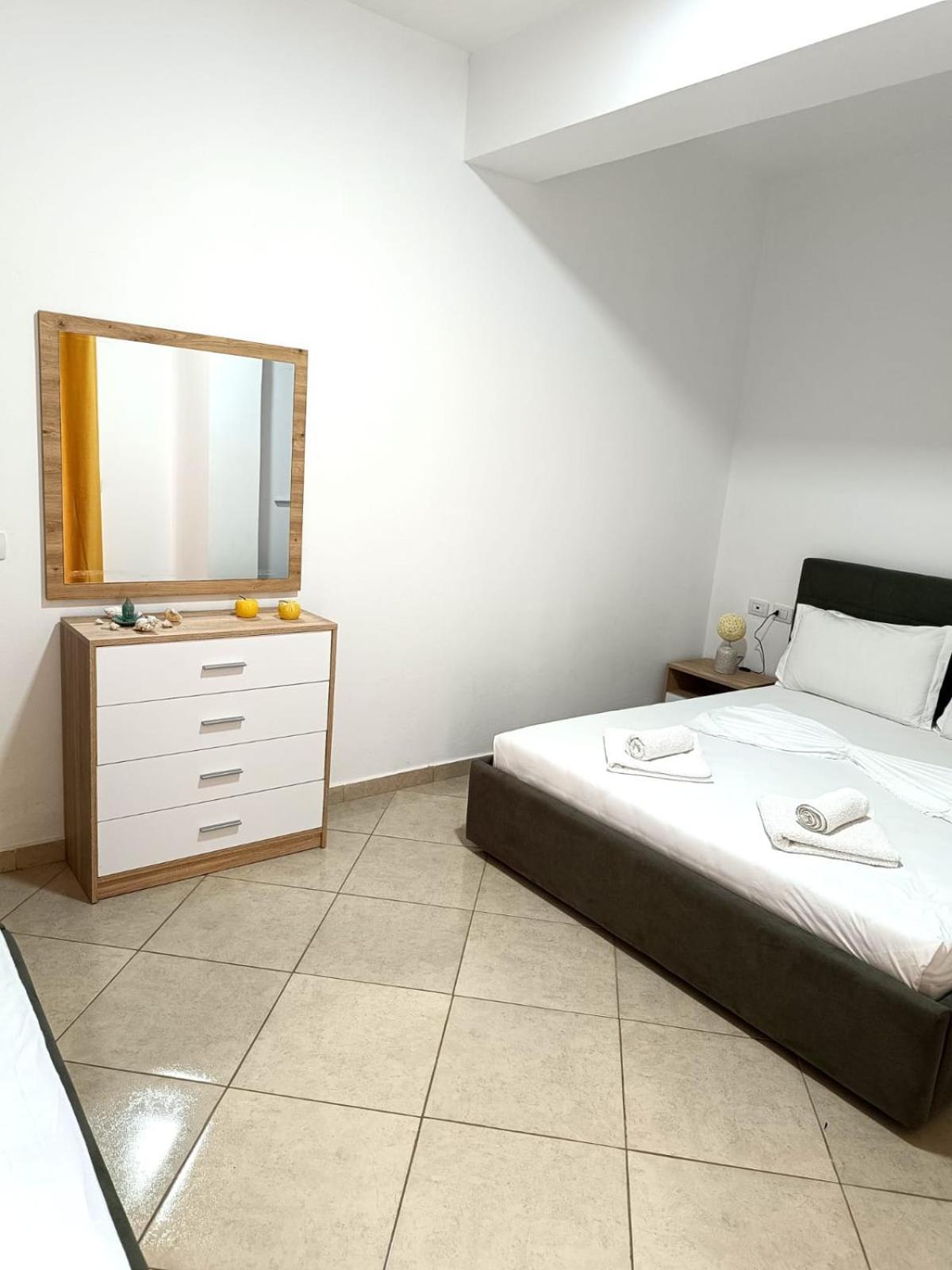 Atlantis Apartments Sarandë Exterior foto