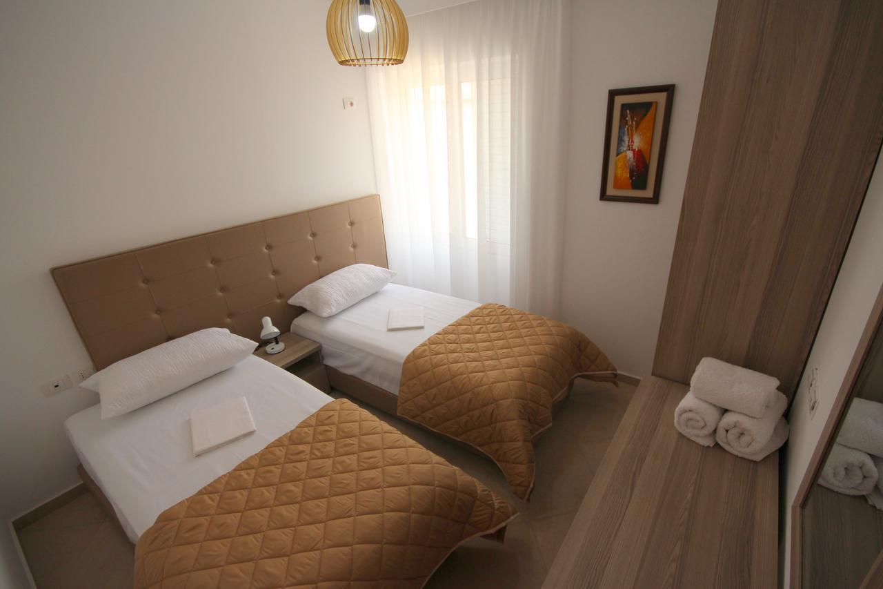 Atlantis Apartments Sarandë Exterior foto